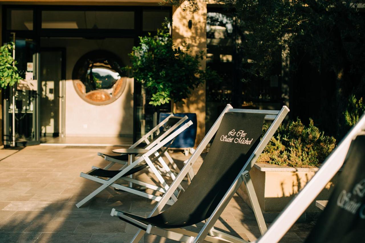 Clos Saint-Michel Resort & Spa Malaucène エクステリア 写真