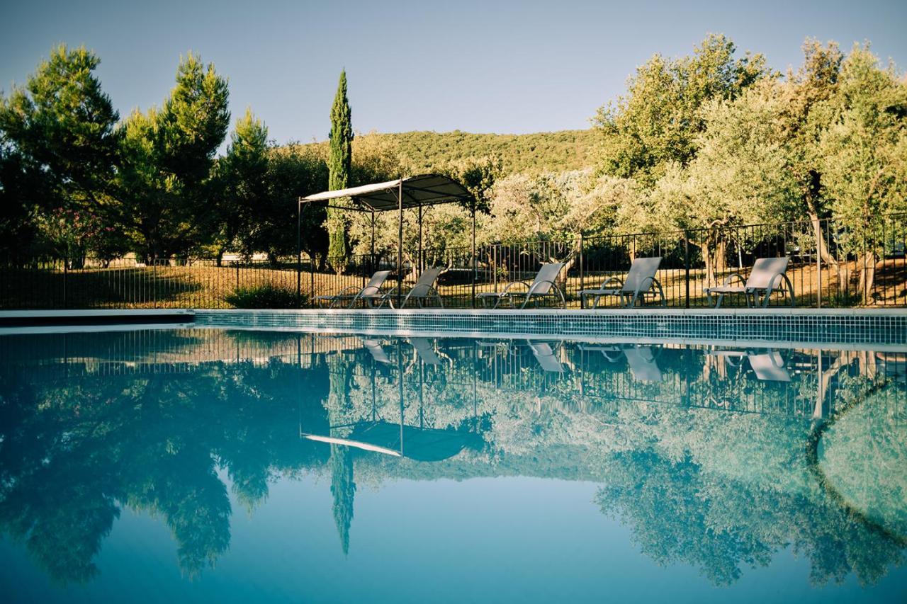 Clos Saint-Michel Resort & Spa Malaucène エクステリア 写真