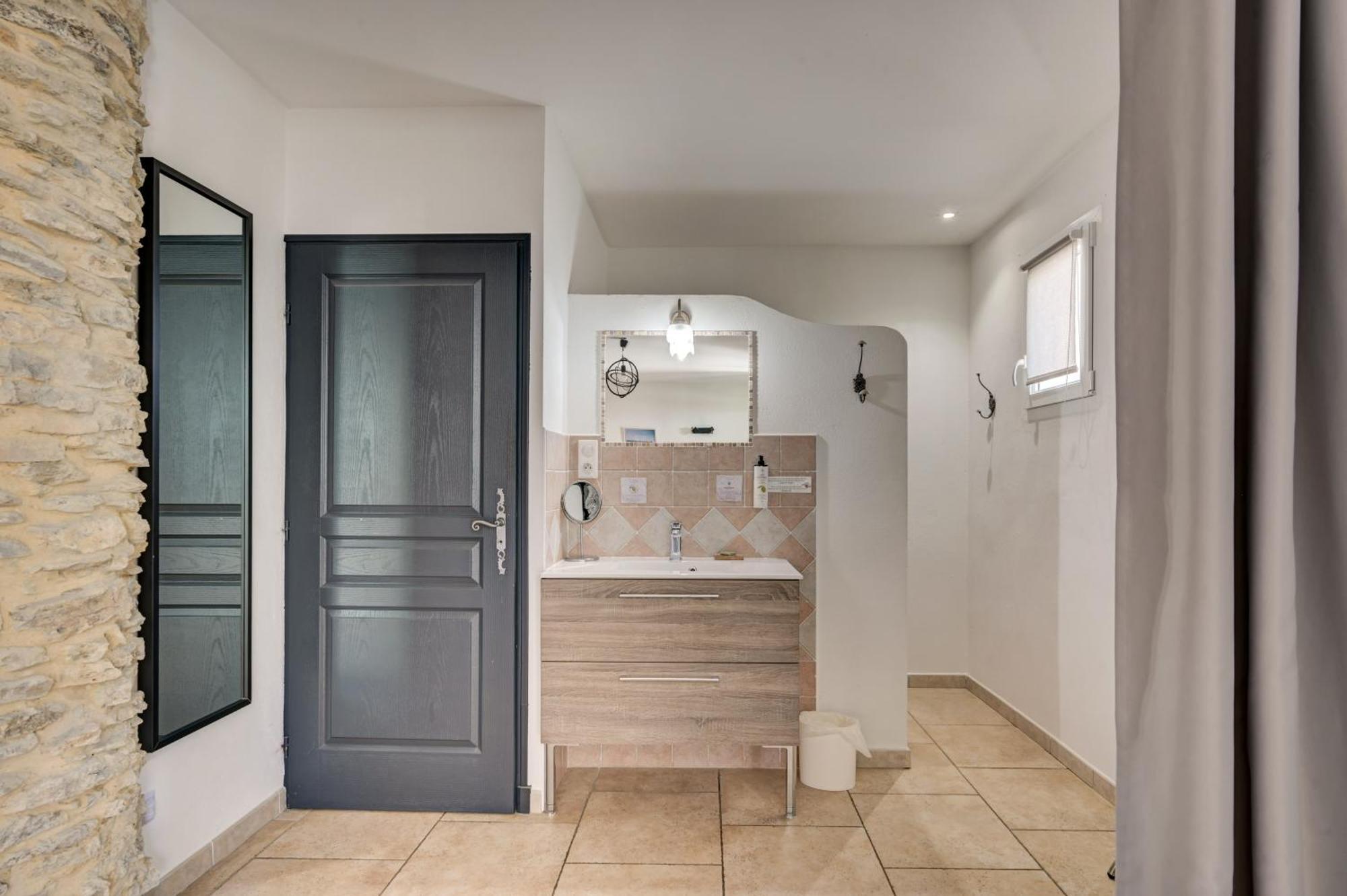 Clos Saint-Michel Resort & Spa Malaucène エクステリア 写真