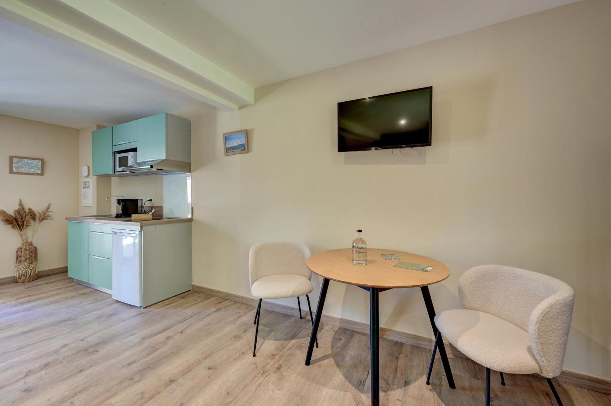 Clos Saint-Michel Resort & Spa Malaucène エクステリア 写真