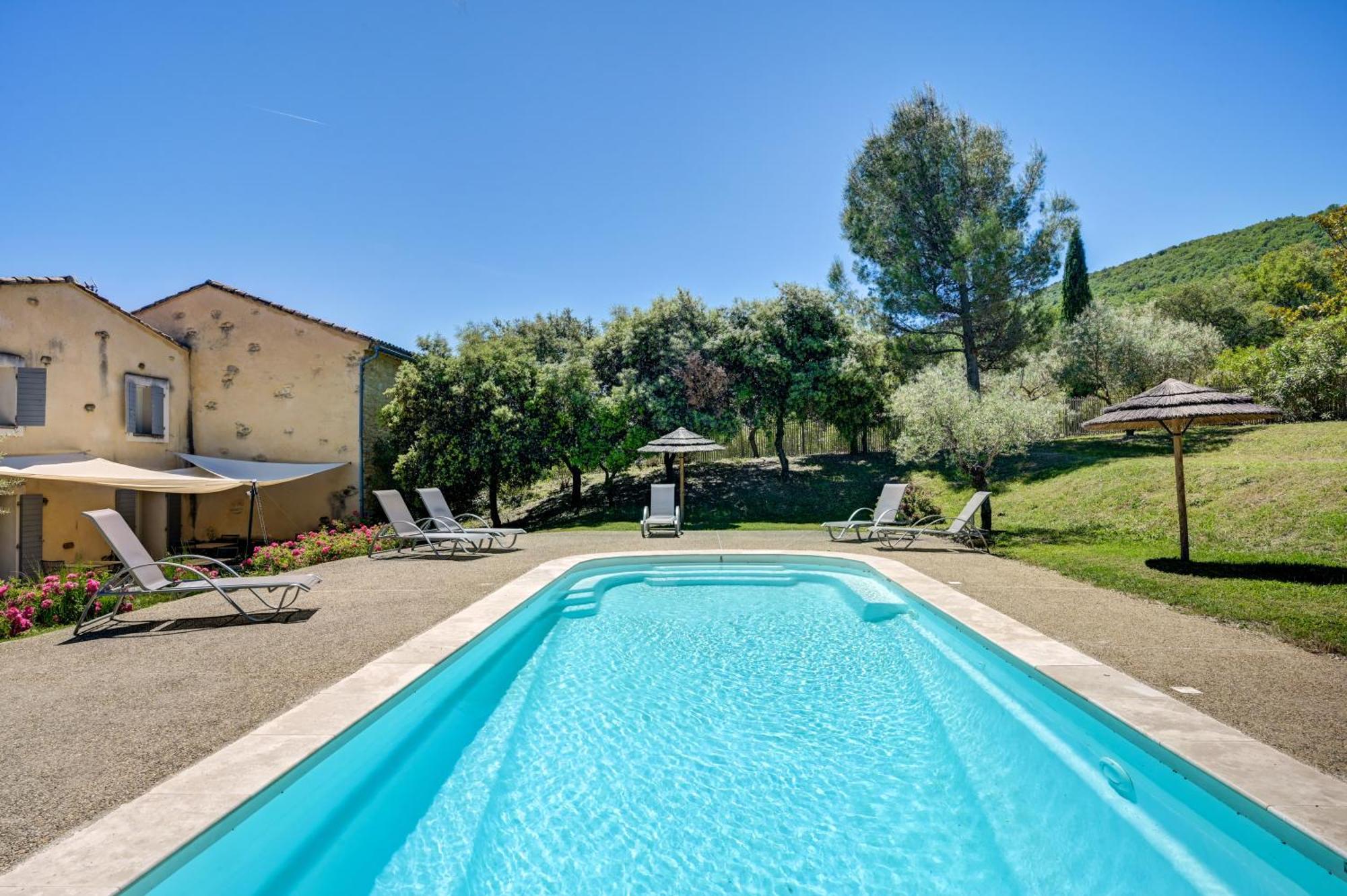 Clos Saint-Michel Resort & Spa Malaucène エクステリア 写真